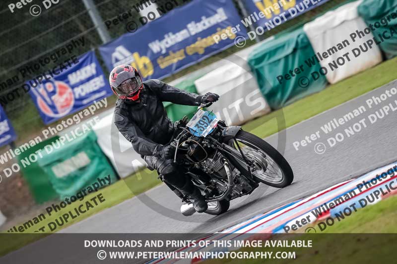 Vintage motorcycle club;eventdigitalimages;mallory park;mallory park trackday photographs;no limits trackdays;peter wileman photography;trackday digital images;trackday photos;vmcc festival 1000 bikes photographs